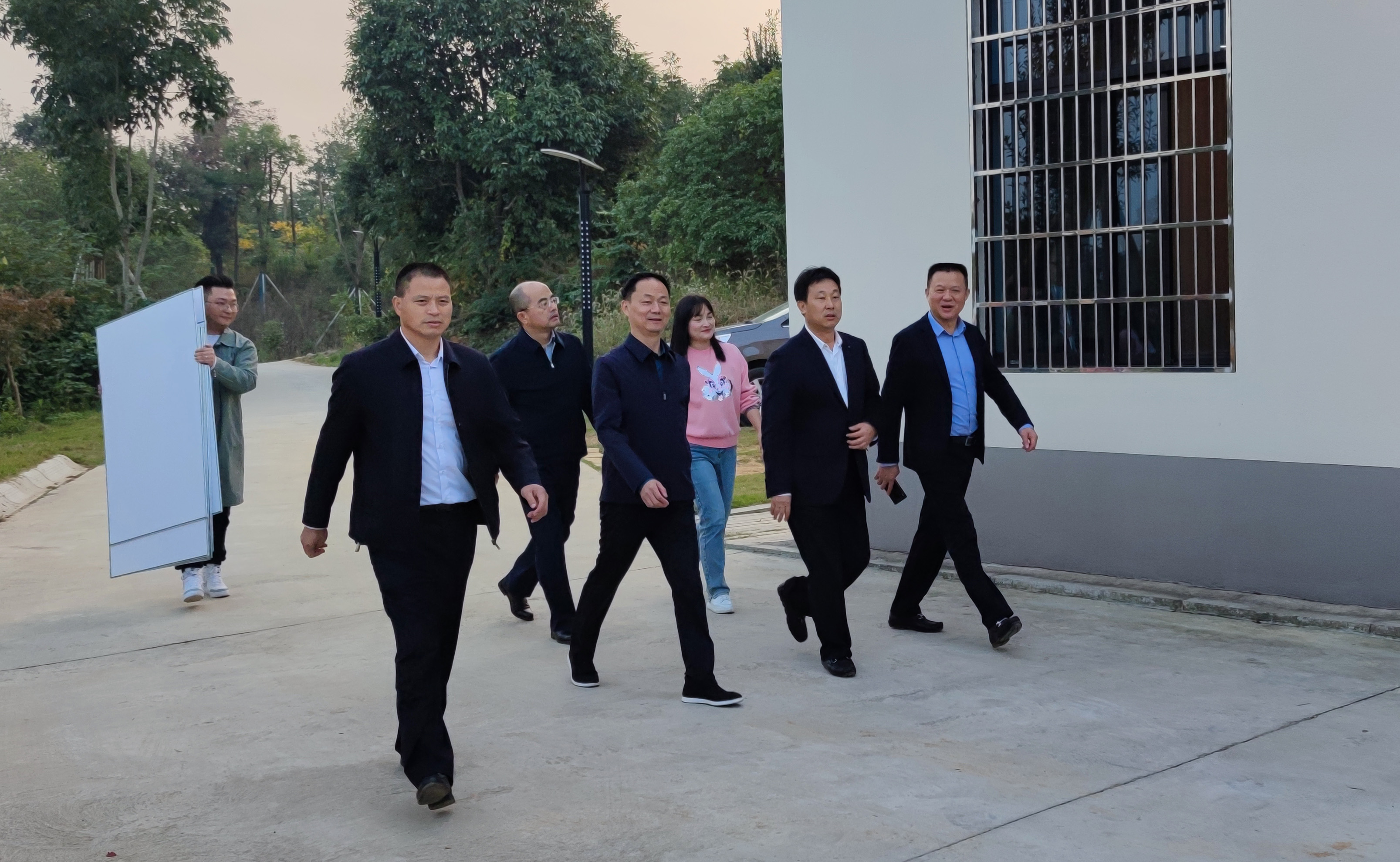 微信圖片_20201027113902.jpg 微信圖片_20201027113902.jpg